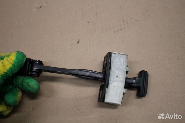 Ограничитель двери передней BMW 7 G11 G12 2015