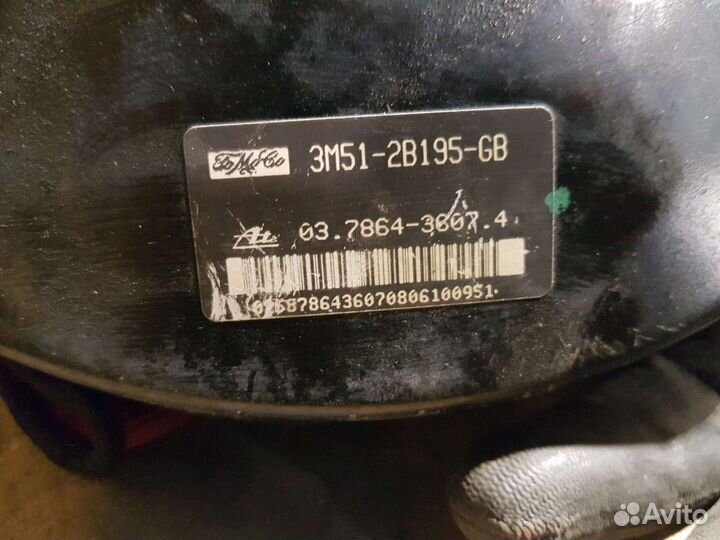 Вакуумник, тормозной цилиндр Ford focus