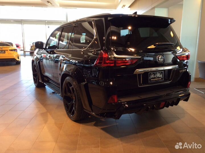 Расширители арок Artisan для Lexus LX (2016+)