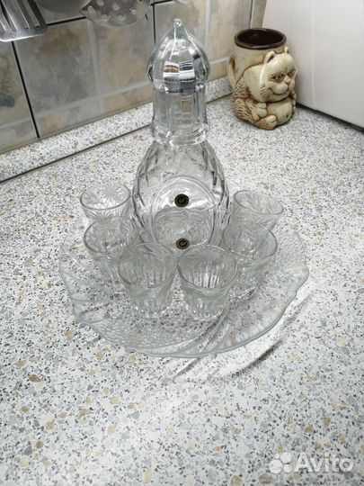 Графин со стопками и салатницей СССР
