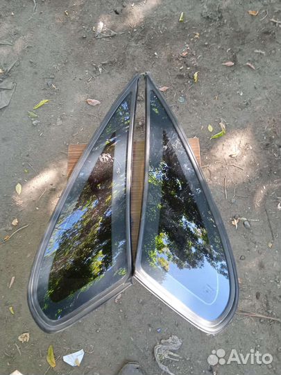 Стекло заднее боковое тойота карина е