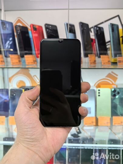 Samsung Galaxy A50, 4/64 ГБ