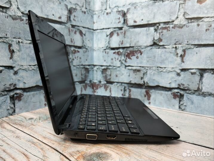 Нетбук asus EEE PC