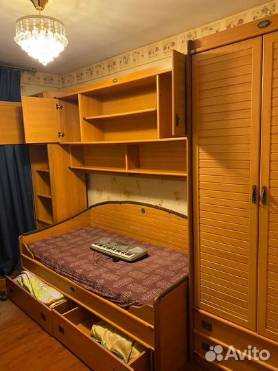 Мебель в детскую комнату