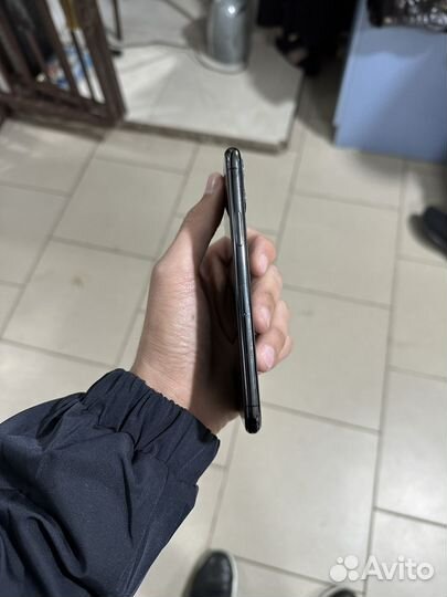 iPhone 11 Pro, 256 ГБ