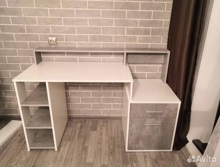 Компьютерный стол «Лайф»