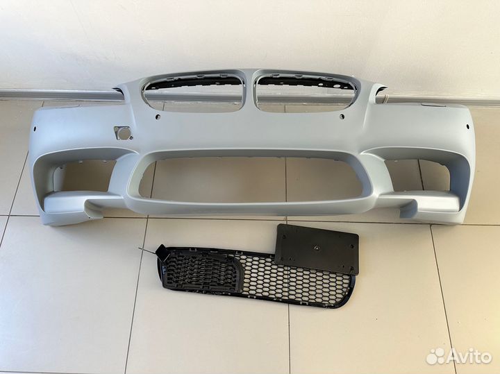 Передний бампер в сборе без птф M5 Look BMW F10