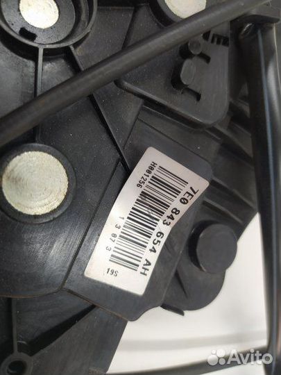 Б/У Замок двери сдвижной Европа. 7E0843654AH VAG