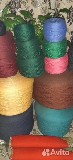 Пряжа для вязания(чистая шерсть,в бабинах продажа