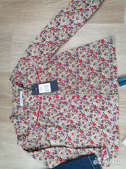 Новые детские вещи с этикетками