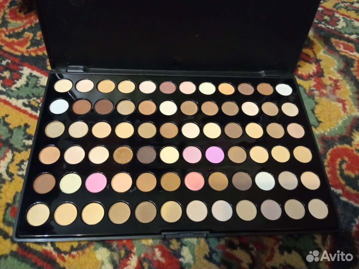 Тени для век