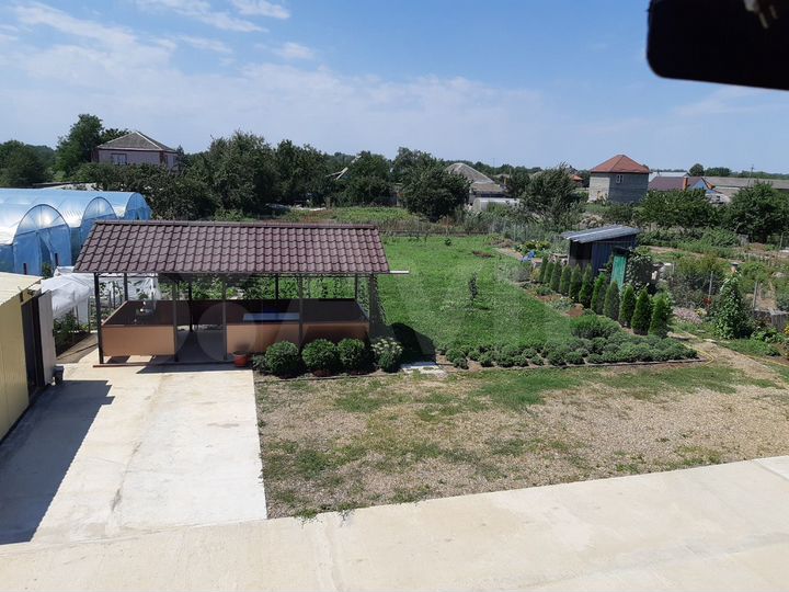 Комната 15 м² в 9-к., 2/2 эт.