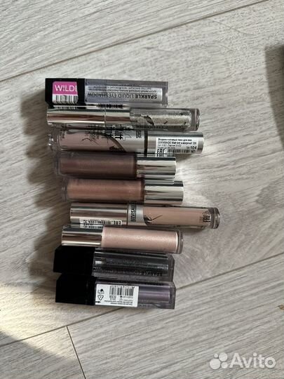 Тени жидкие немного бу