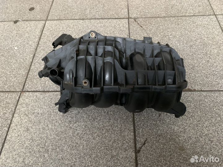 Коллектор впускной Peugeot 308