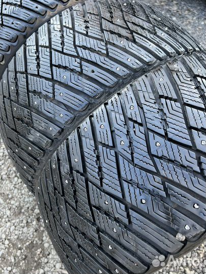 Goodyear Ultragrip Ice Arctic 225/45 R18 и 245/40 R18