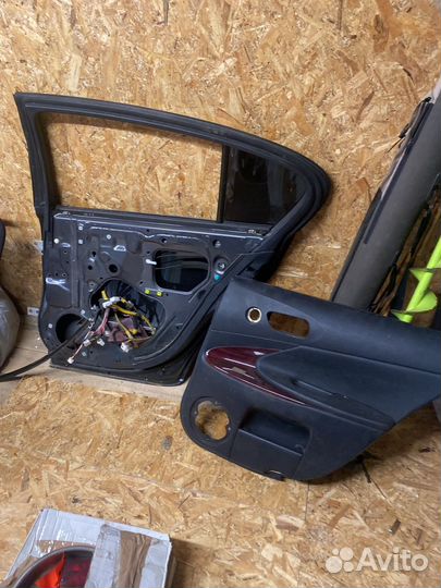 Дверь задняя правая lexus gs 300