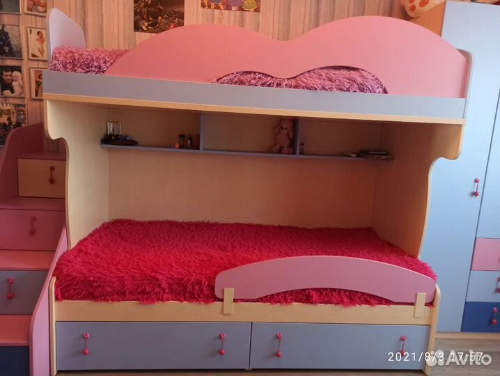 Детская Двухярусная кровать