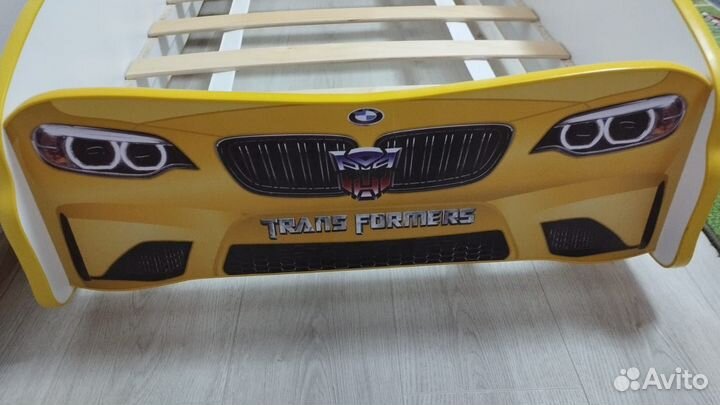 Детская кровать машина бу с матрасом