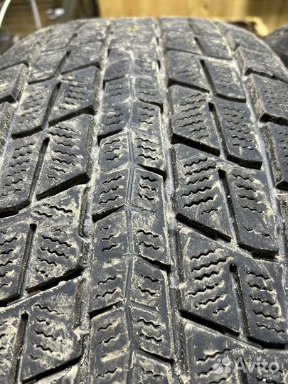 Dunlop Winter Maxx SJ8 225/50 R20