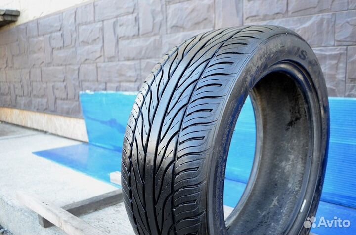 Maxxis MA-Z4S Victra 225/50 R17