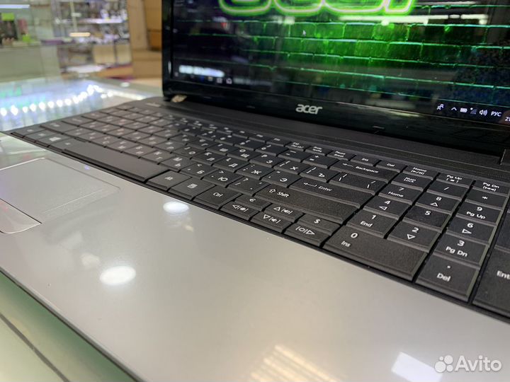 Ноутбук Acer E1-531-1002G32 15,6