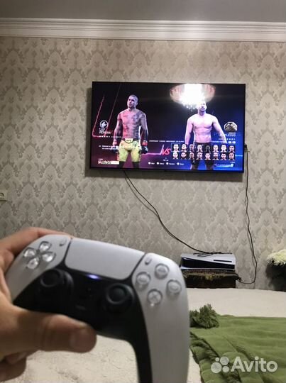 PS 5 с дисководом + UFC 5, Call Of Duty MW3