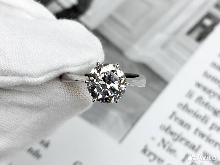 Золотое кольцо с бриллиантом 750 проба 2,33 ct