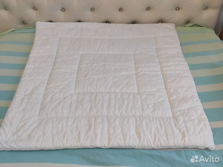 Детское одеяло 90*90 новое