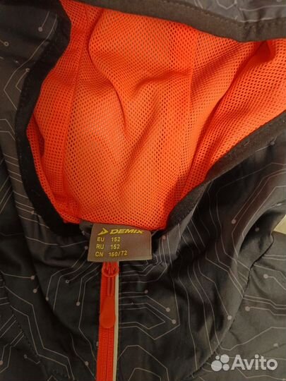 Тонкая куртка женская