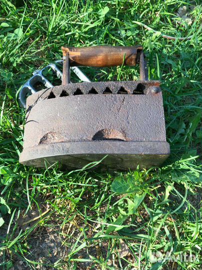 Утюг на углях