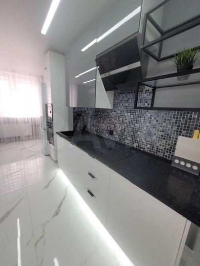 3-к. квартира, 69 м², 1/16 эт.