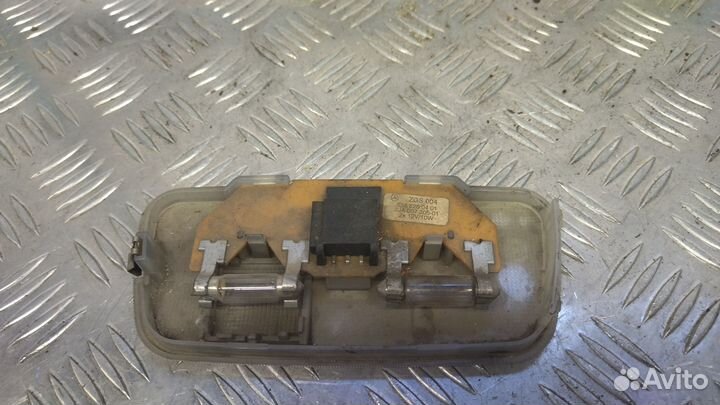 Б/У Плафон салонный