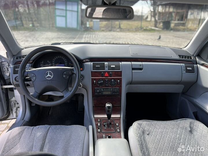 Mercedes-Benz E-класс 2.2 AT, 1998, 350 000 км