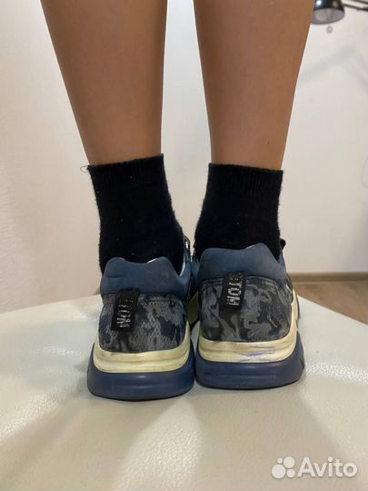 Кроссовки Bebetom