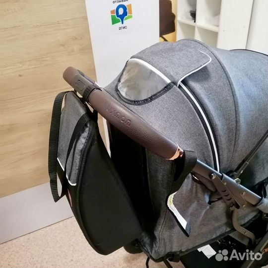 Коляска всесезонная Luxmom 609