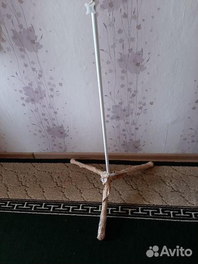 Стойка медицинская для капельницы