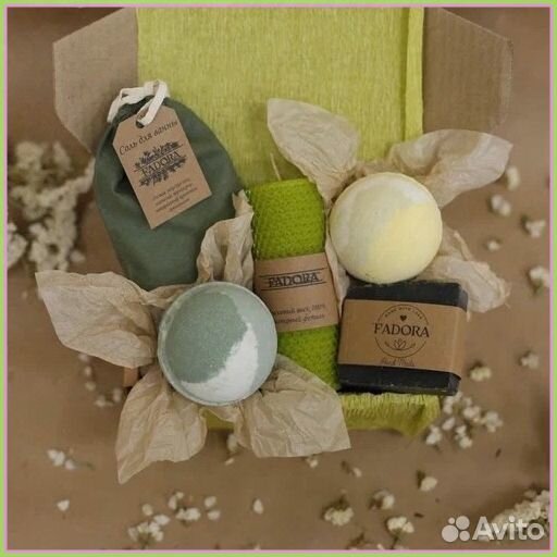 Подарочный набор косметики подарок подарочный бокс