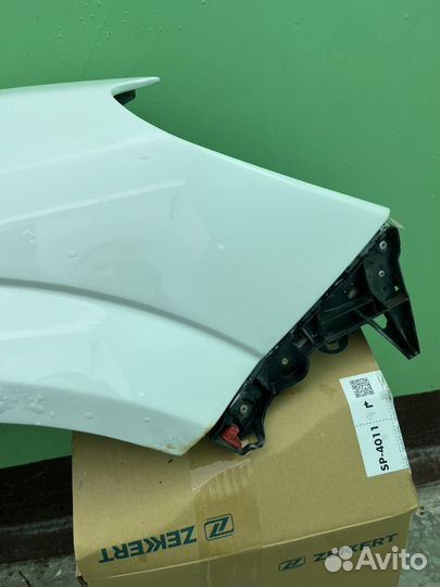 Крыло переднее левое на opel astra h gtc