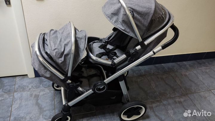 Коляска для двойни или погодок