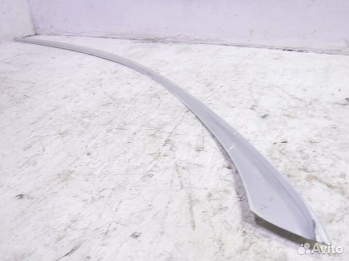 Молдинг стекла двери задней правой