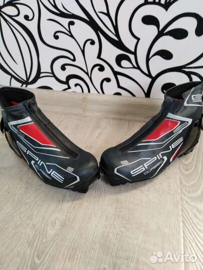 Лыжные ботинки spine классика