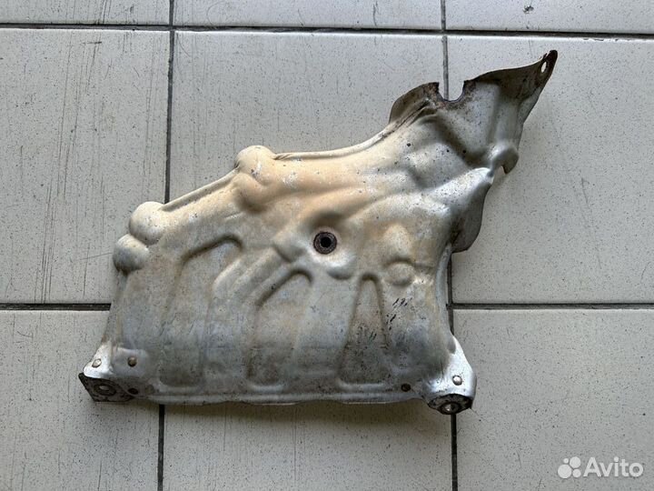 Экран коллектора тепловой Рено Дастер Renault Dust