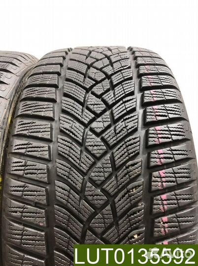 Goodyear UltraGrip Performance Gen-1 225/40 R18 92V