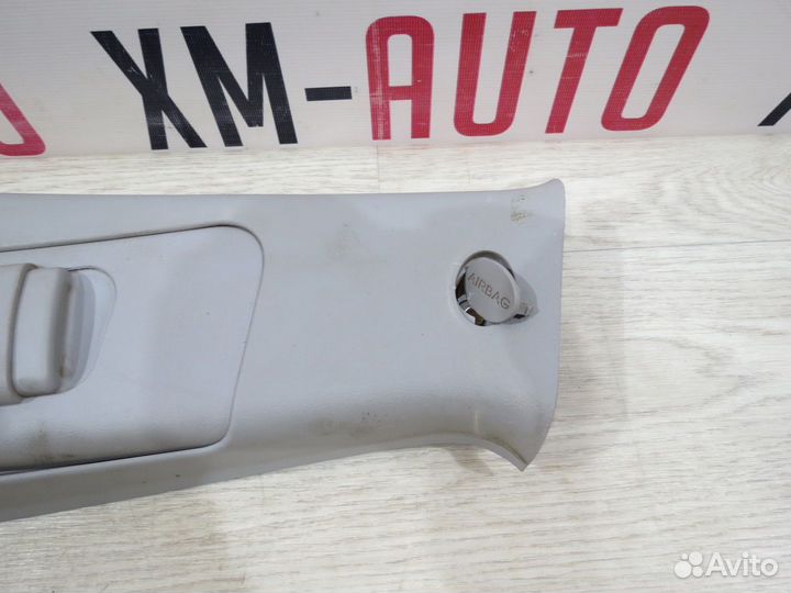 Обшивка средней стойки левая Hyundai i30