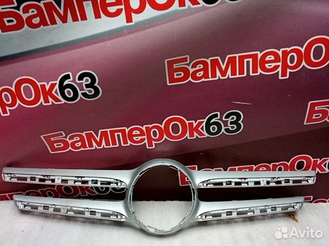 Накладка решетки радиатора Mercedes-Benz E-Class