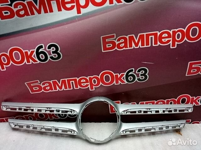 Накладка решетки радиатора Mercedes-Benz E-Class