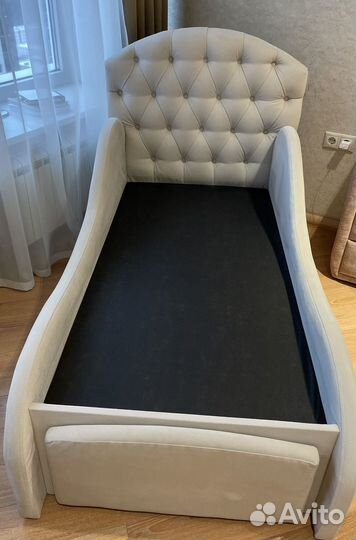 Детская кроватка мягкое изголовье 160*80