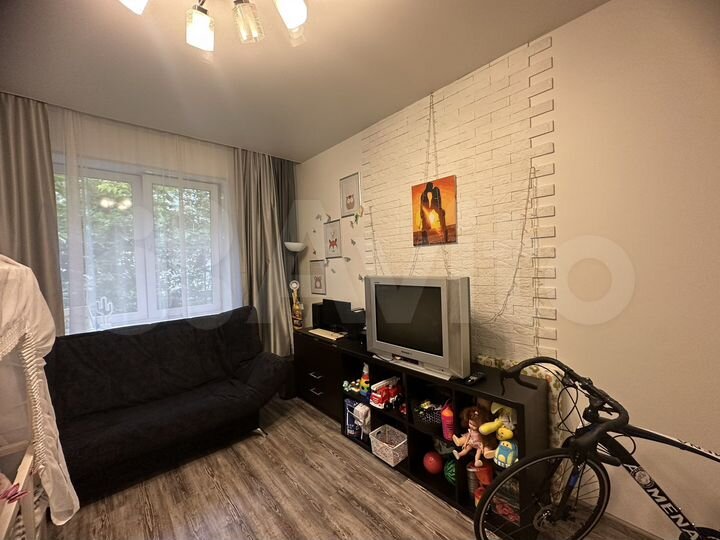 2-к. квартира, 53 м², 1/2 эт.