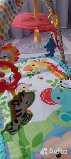 Развивающий коврик fisher price