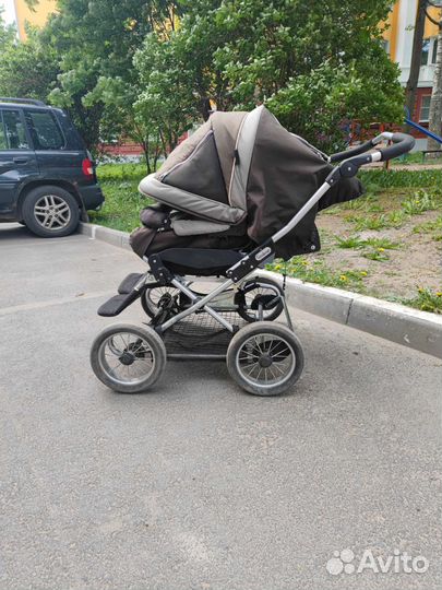 Коляска для двойни Emmaljunga